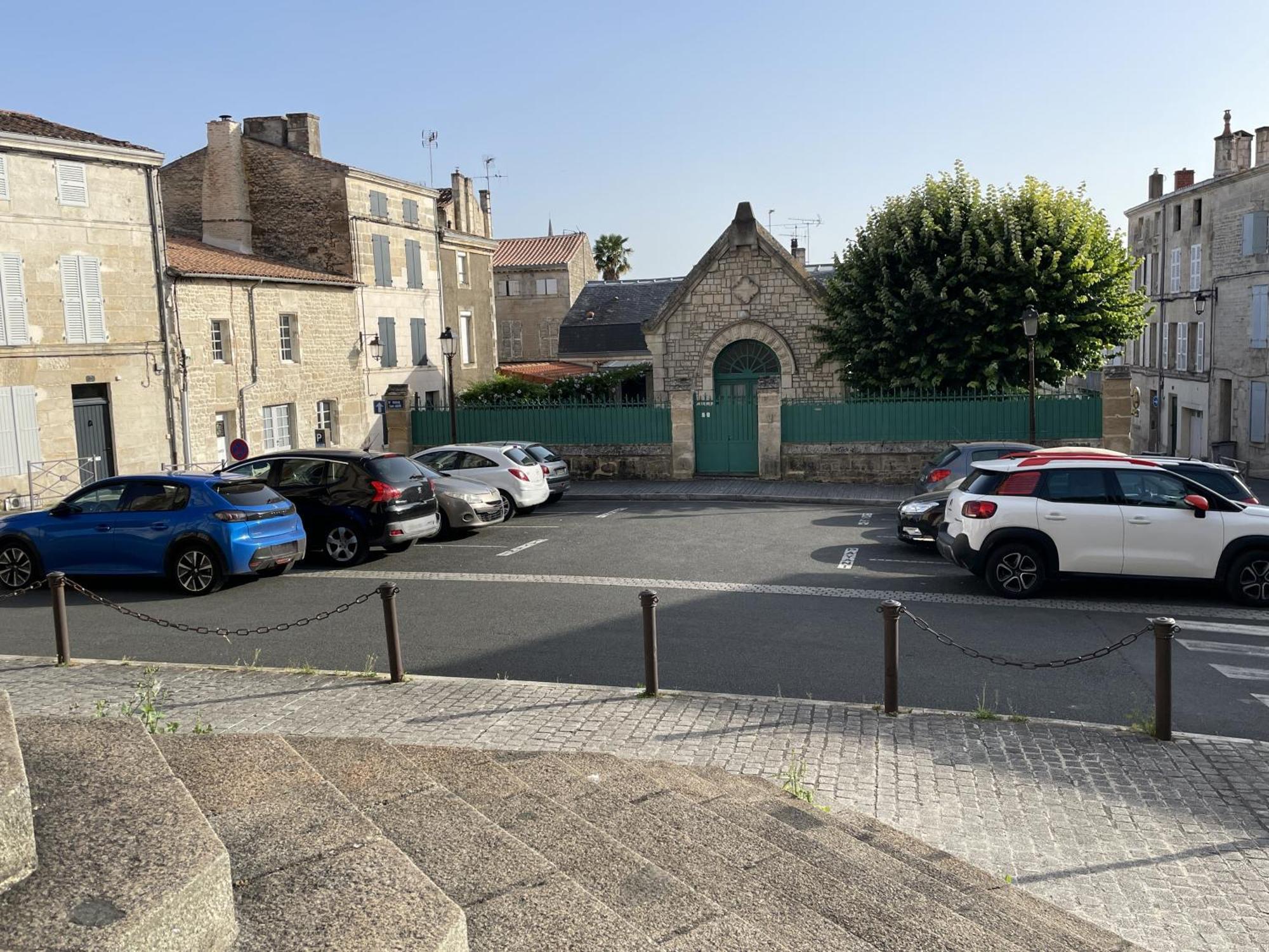 Chez Jean-Yves Et Zoe - Le Saint Andre - Au Calme, Tres Propre, Proche Parkings, Clim Διαμέρισμα Νιόρ Εξωτερικό φωτογραφία